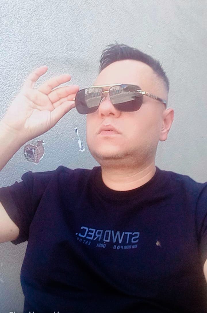 Cam Temizlikçisi